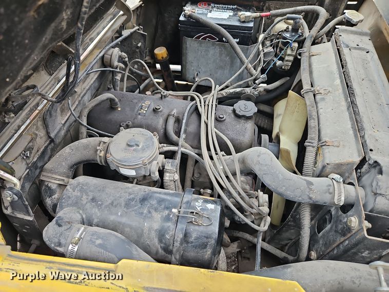 image for item LB9652 Yale GLC030CENUAE083 forklift