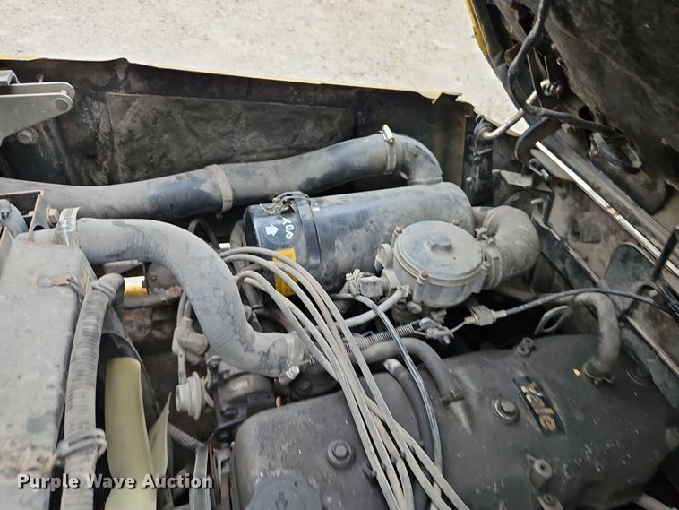 image for item LB9652 Yale GLC030CENUAE083 forklift