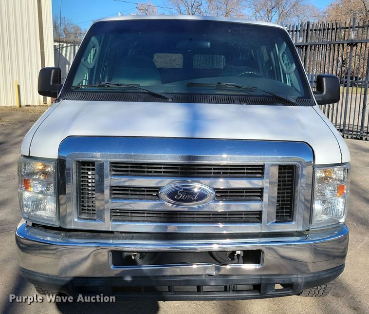 image for item LC9306 2008 Ford E350  van