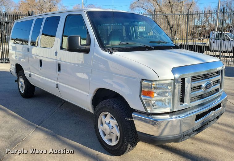 image for item LC9306 2008 Ford E350  van
