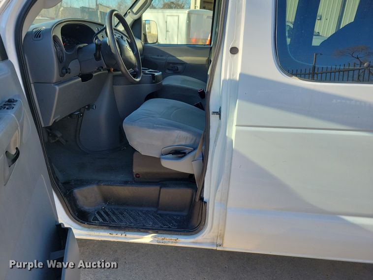 image for item LC9306 2008 Ford E350  van