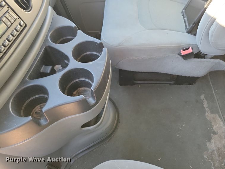 image for item LC9306 2008 Ford E350  van