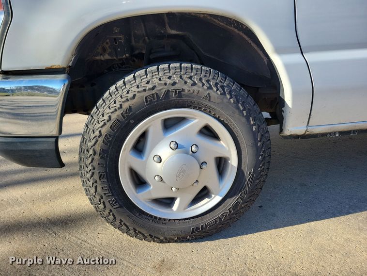 image for item LC9306 2008 Ford E350  van