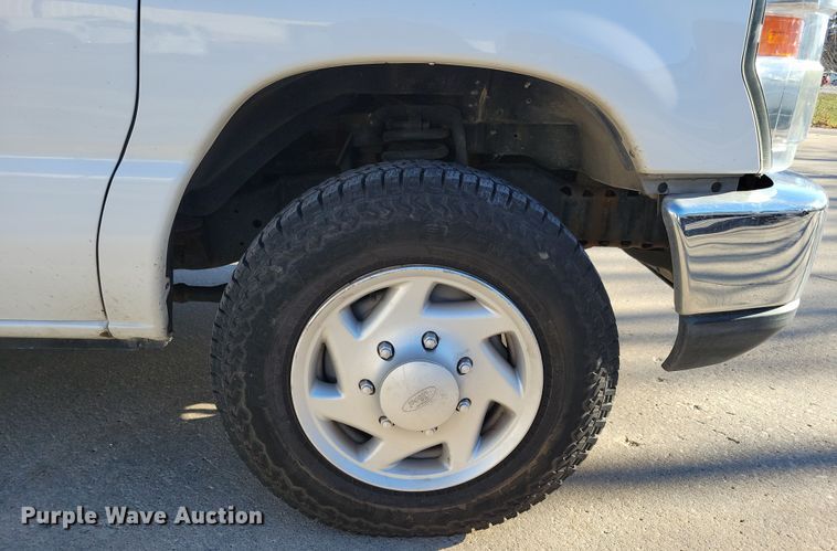 image for item LC9306 2008 Ford E350  van