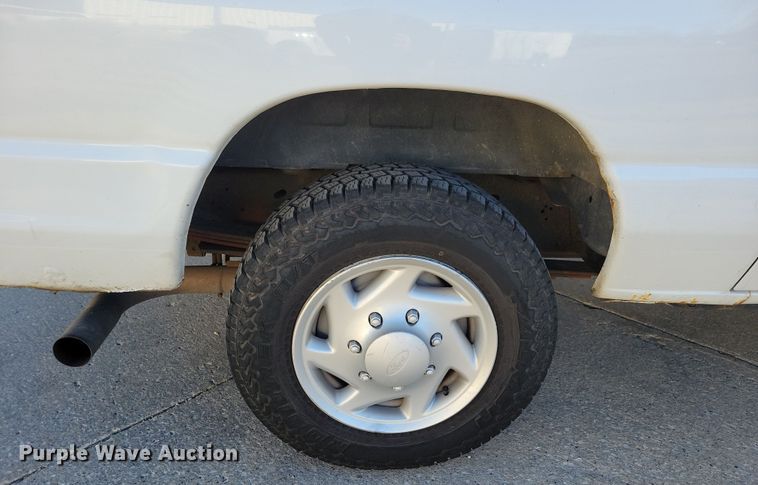 image for item LC9306 2008 Ford E350  van