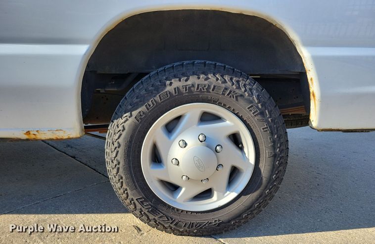 image for item LC9306 2008 Ford E350  van