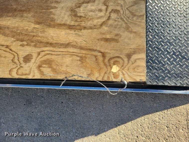 image for item LC9310 2018 Sure-Trac STRCH10220TA-100  enclosed cargo trailer