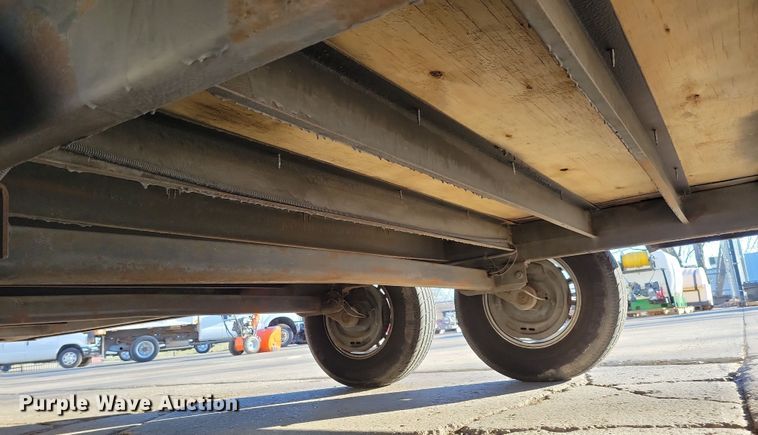 image for item LC9310 2018 Sure-Trac STRCH10220TA-100  enclosed cargo trailer