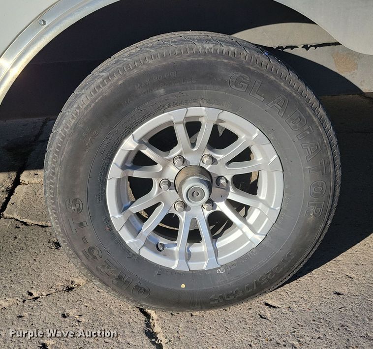 image for item LC9310 2018 Sure-Trac STRCH10220TA-100  enclosed cargo trailer