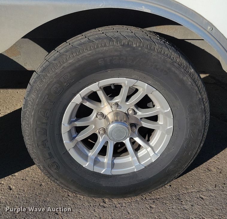 image for item LC9310 2018 Sure-Trac STRCH10220TA-100  enclosed cargo trailer