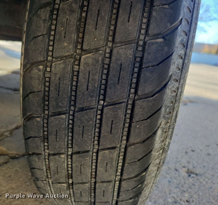 image for item LC9310 2018 Sure-Trac STRCH10220TA-100  enclosed cargo trailer