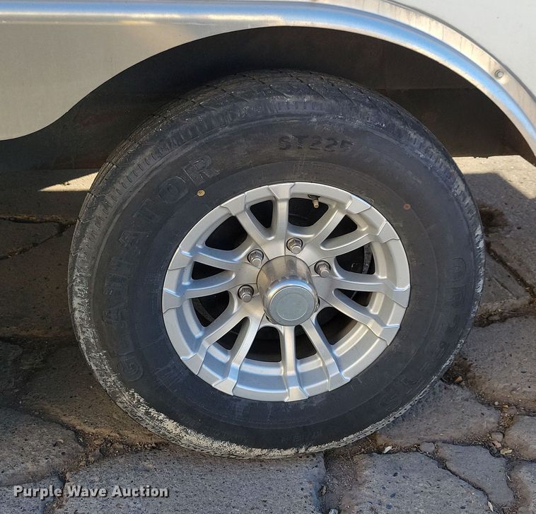 image for item LC9310 2018 Sure-Trac STRCH10220TA-100  enclosed cargo trailer