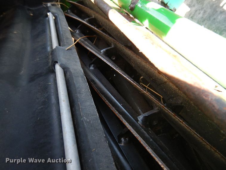 image for item LC9382 2007 John Deere 2500E Hybrid  greens mower