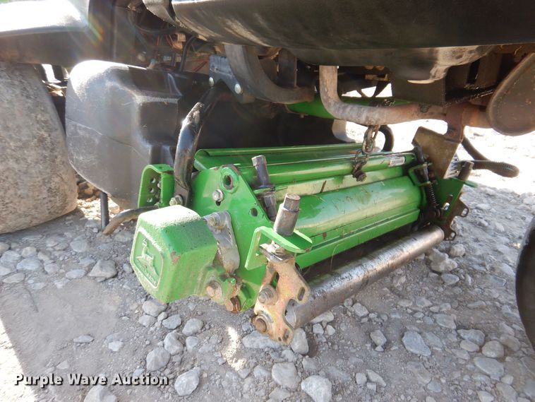 image for item LC9382 2007 John Deere 2500E Hybrid  greens mower