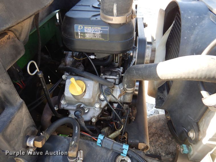 image for item LC9382 2007 John Deere 2500E Hybrid  greens mower