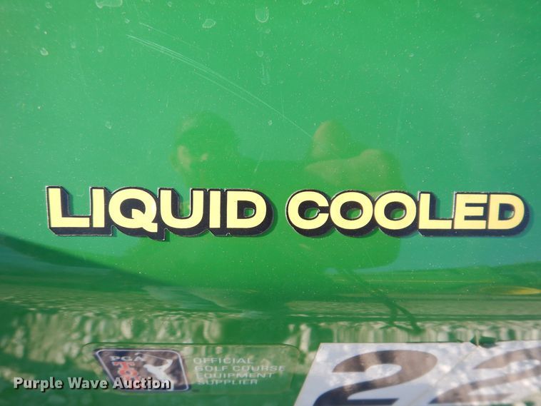 image for item LC9382 2007 John Deere 2500E Hybrid  greens mower