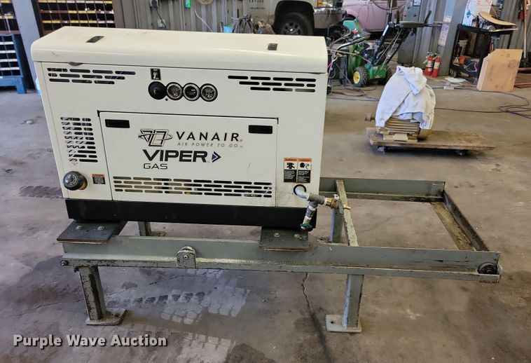 image for item LC9443 Vanair Viper G60  air compressor