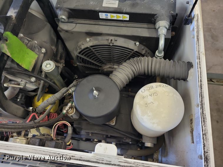 image for item LC9443 Vanair Viper G60  air compressor