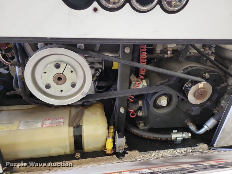 image for item LC9443 Vanair Viper G60  air compressor