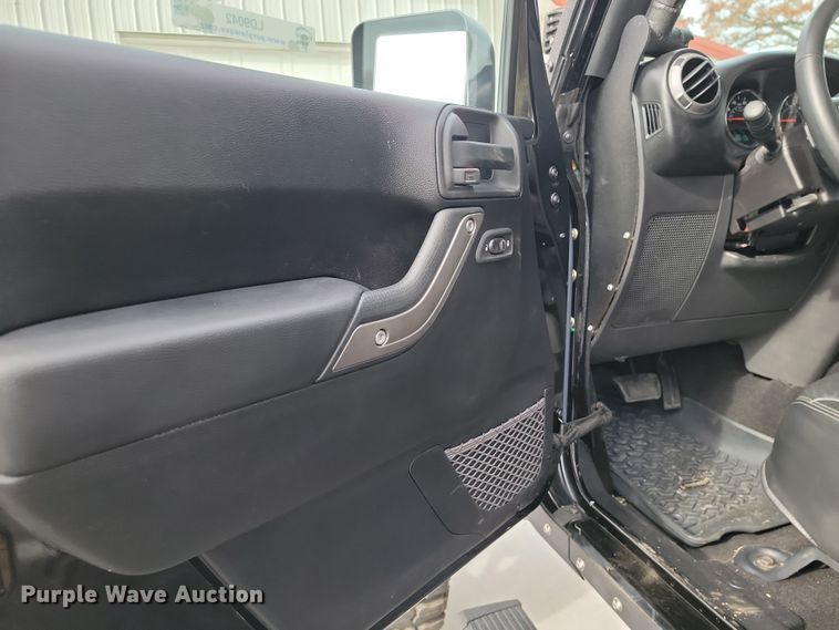 image for item LD9042 2014 Jeep Wrangler  Starwood Customs SUV