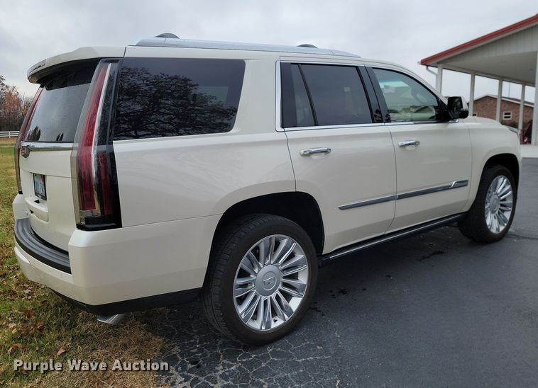 image for item LD9043 2015 Cadillac Escalade Platinum  SUV