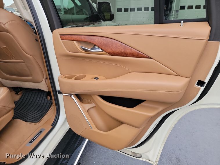 image for item LD9043 2015 Cadillac Escalade Platinum  SUV