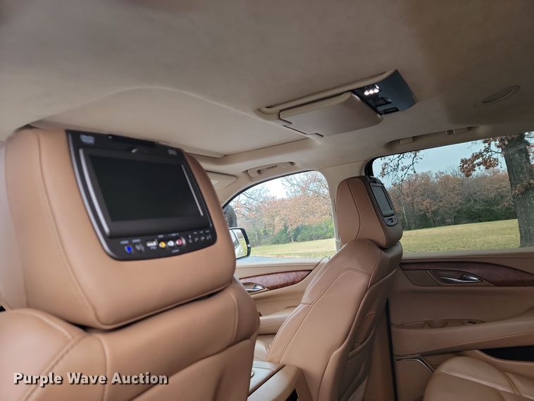 image for item LD9043 2015 Cadillac Escalade Platinum  SUV