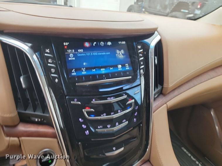 image for item LD9043 2015 Cadillac Escalade Platinum  SUV