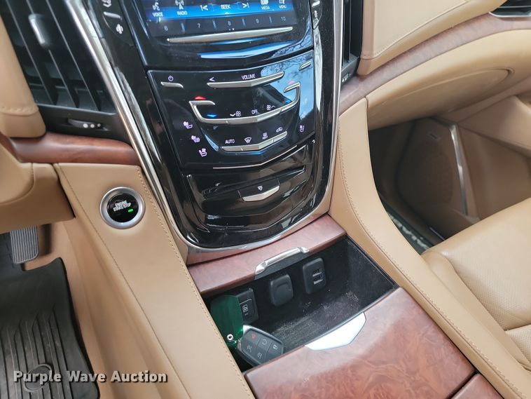 image for item LD9043 2015 Cadillac Escalade Platinum  SUV