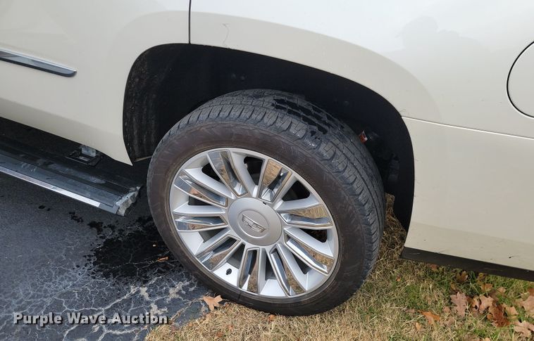 image for item LD9043 2015 Cadillac Escalade Platinum  SUV