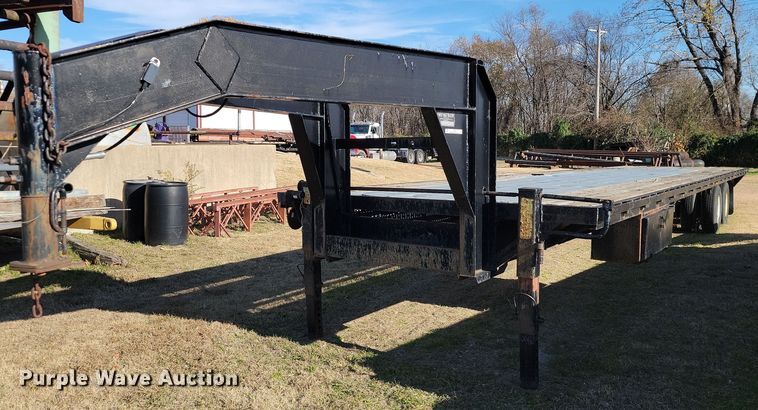 image for item LD9061 1998 West Wind Trailer  equipment trailer