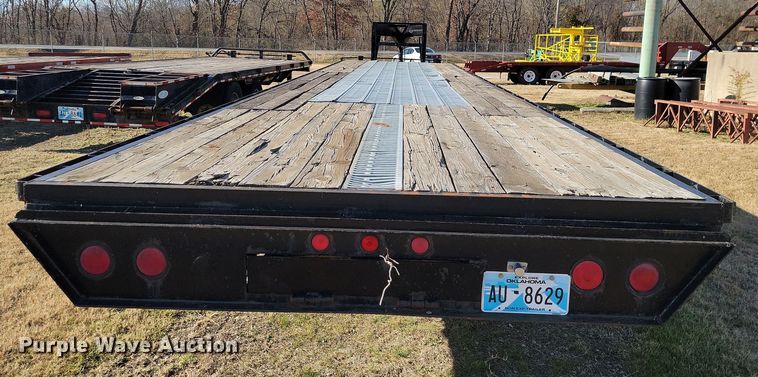 image for item LD9061 1998 West Wind Trailer  equipment trailer