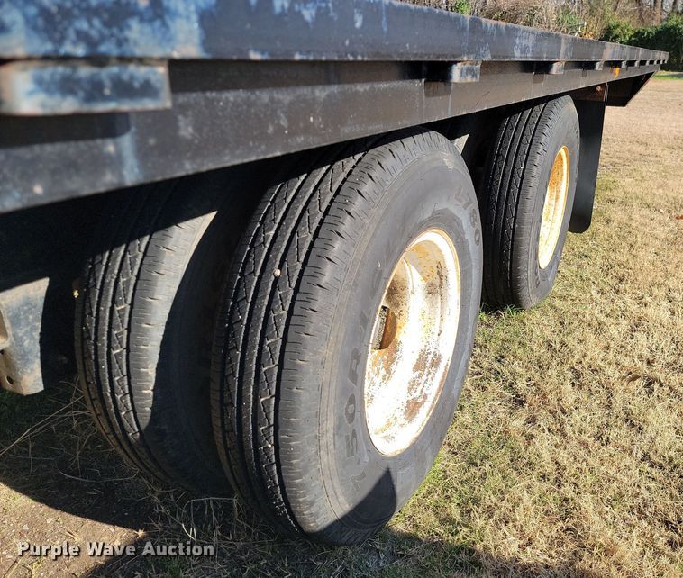 image for item LD9061 1998 West Wind Trailer  equipment trailer