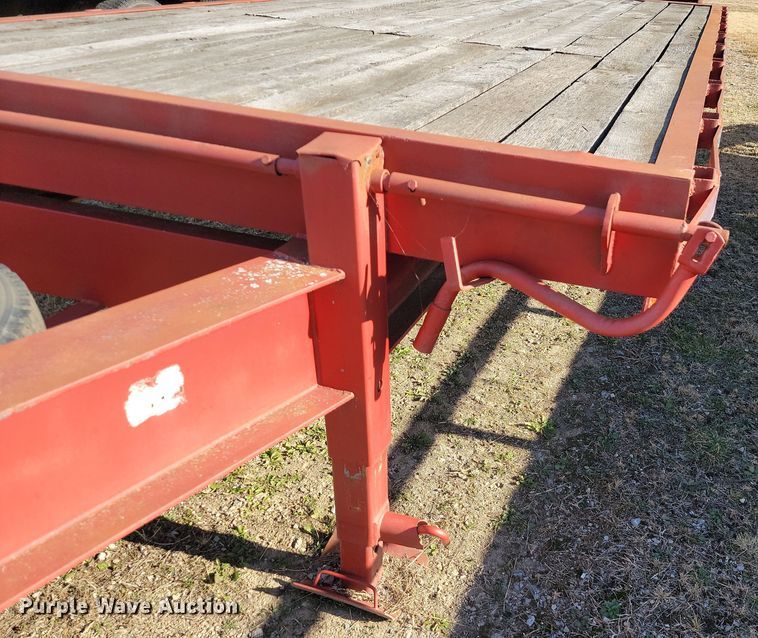 image for item LD9063 1997 Surpul  equipment trailer