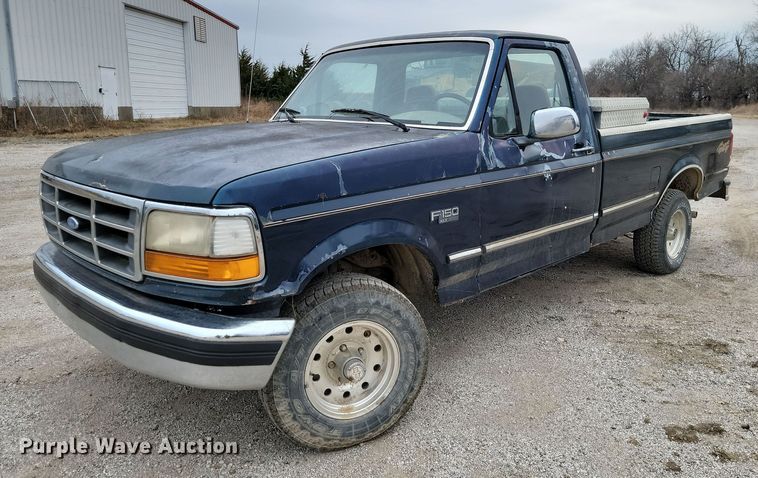 image for item LD9066 1995 Ford F150  pickup truck
