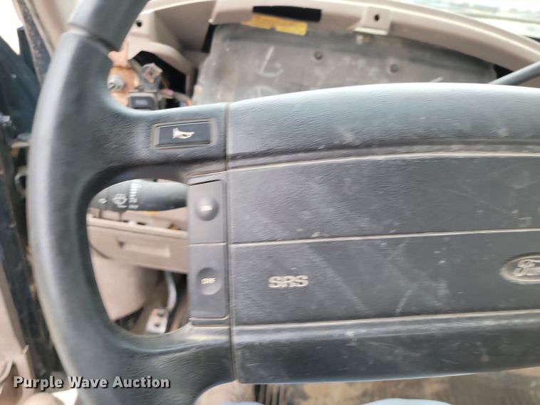 image for item LD9066 1995 Ford F150  pickup truck