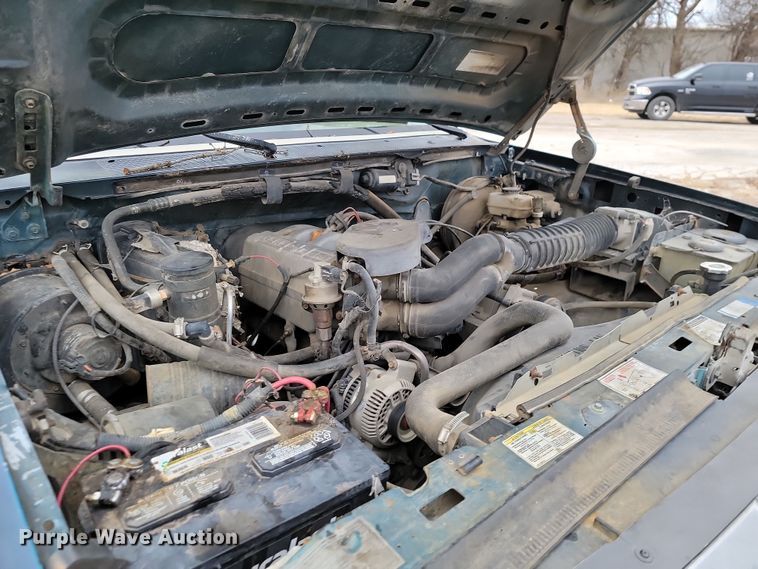 image for item LD9066 1995 Ford F150  pickup truck