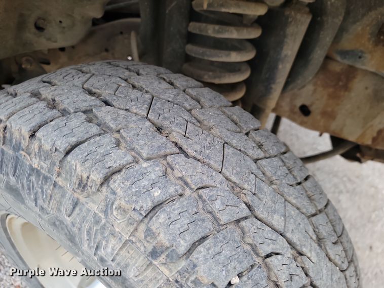 image for item LD9066 1995 Ford F150  pickup truck