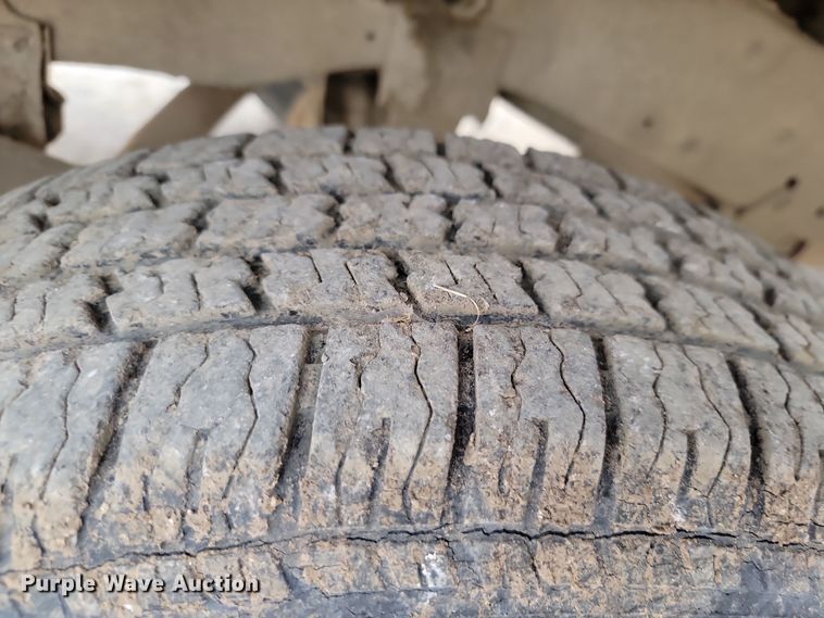 image for item LD9066 1995 Ford F150  pickup truck