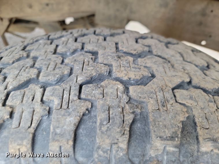 image for item LD9066 1995 Ford F150  pickup truck