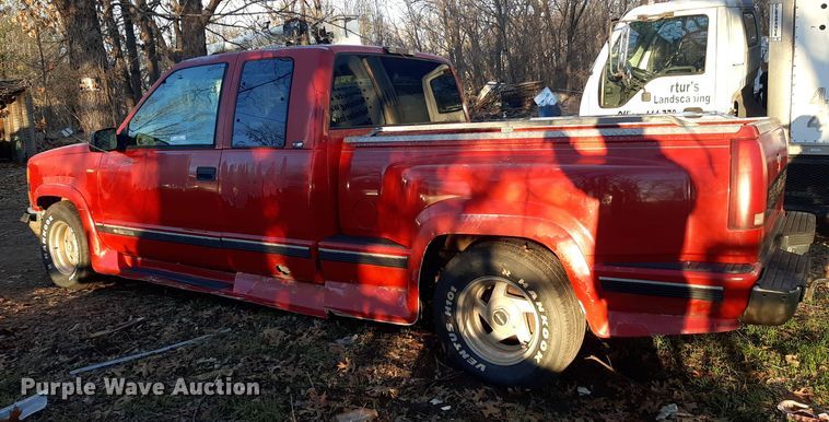 image for item LD9087 1996 Chevrolet C1500  Ext. Cab pickup truck