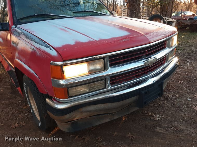 image for item LD9087 1996 Chevrolet C1500  Ext. Cab pickup truck