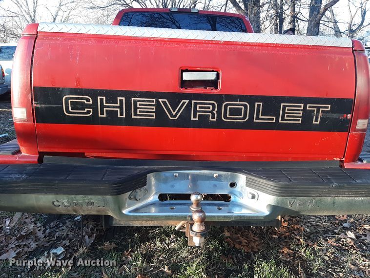 image for item LD9087 1996 Chevrolet C1500  Ext. Cab pickup truck