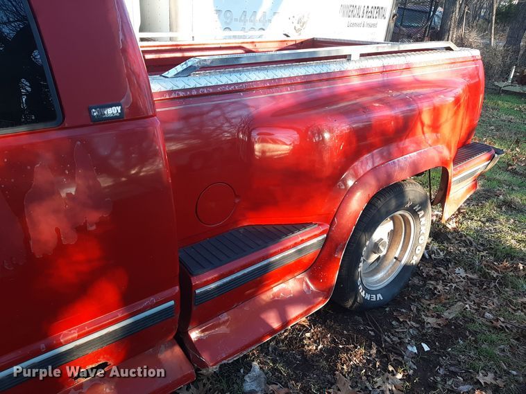 image for item LD9087 1996 Chevrolet C1500  Ext. Cab pickup truck