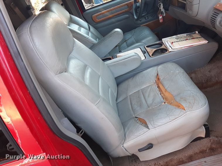 image for item LD9087 1996 Chevrolet C1500  Ext. Cab pickup truck