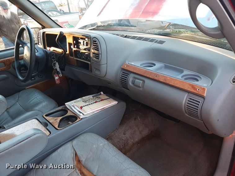 image for item LD9087 1996 Chevrolet C1500  Ext. Cab pickup truck