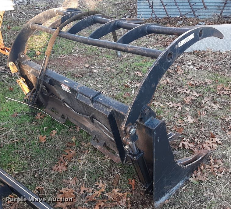 image for item LD9092 72" W skid steer grapple