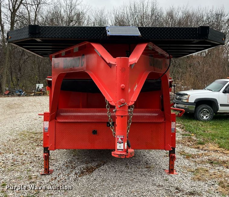 image for item LD9876 2021 Road Clipper 46UFU2034M1237893  dump trailer