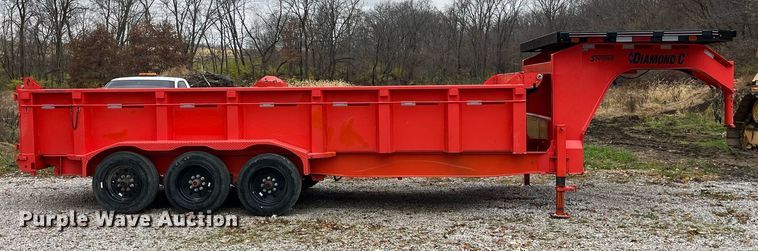 image for item LD9876 2021 Road Clipper 46UFU2034M1237893  dump trailer