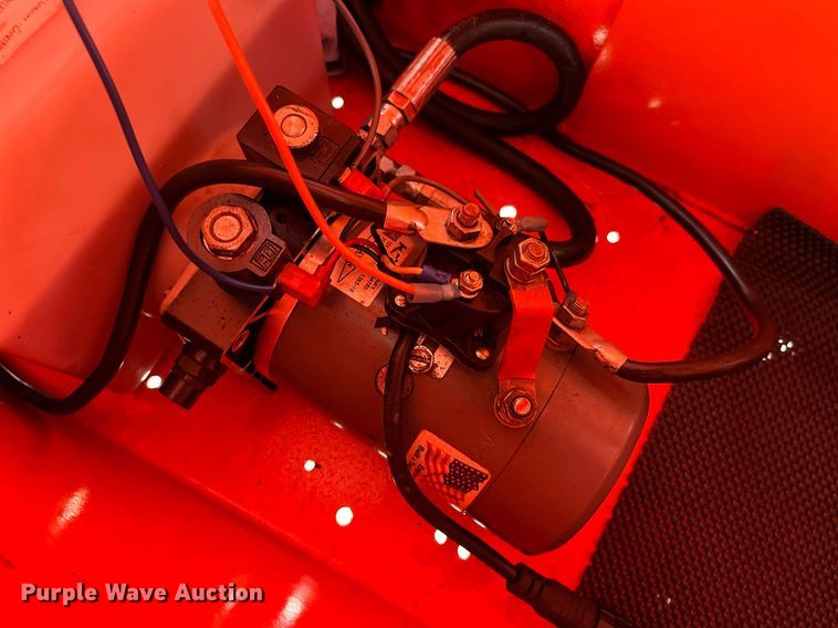 image for item LD9876 2021 Road Clipper 46UFU2034M1237893  dump trailer